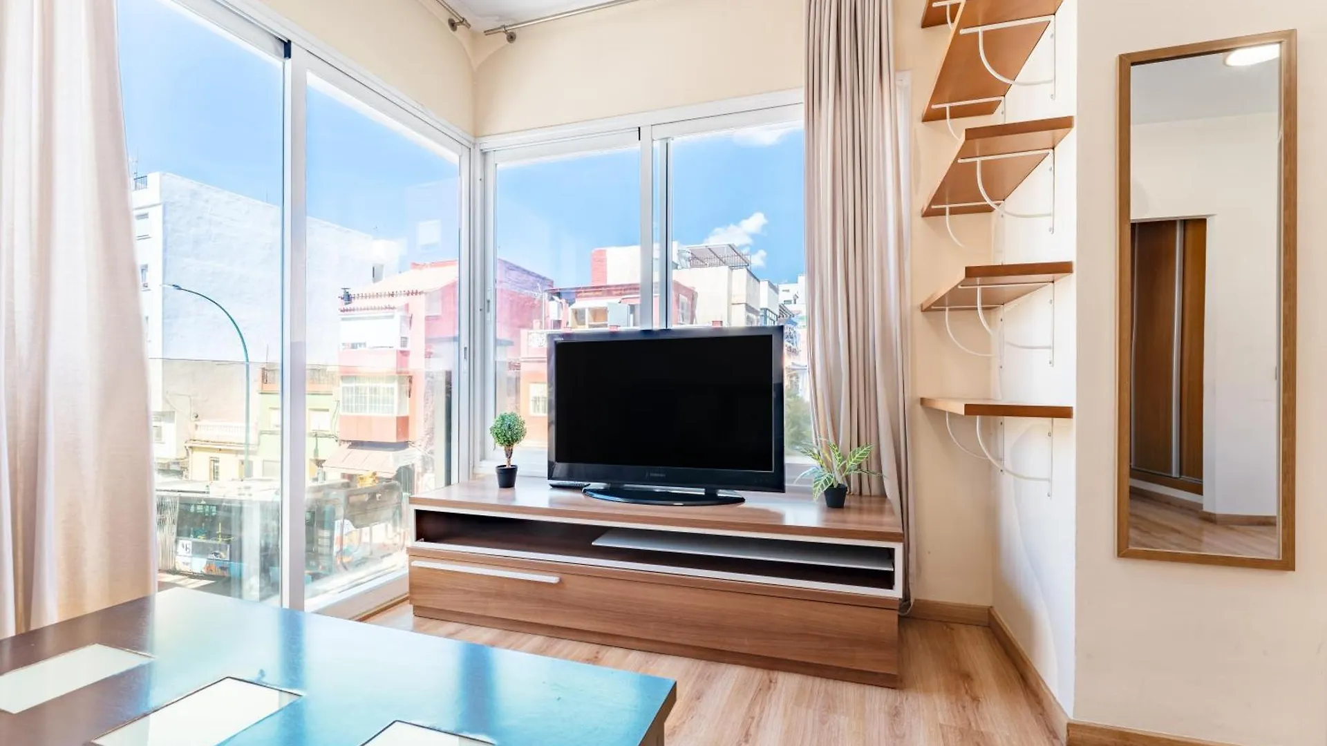 Barcelo Terrace City Center マラガ アパート